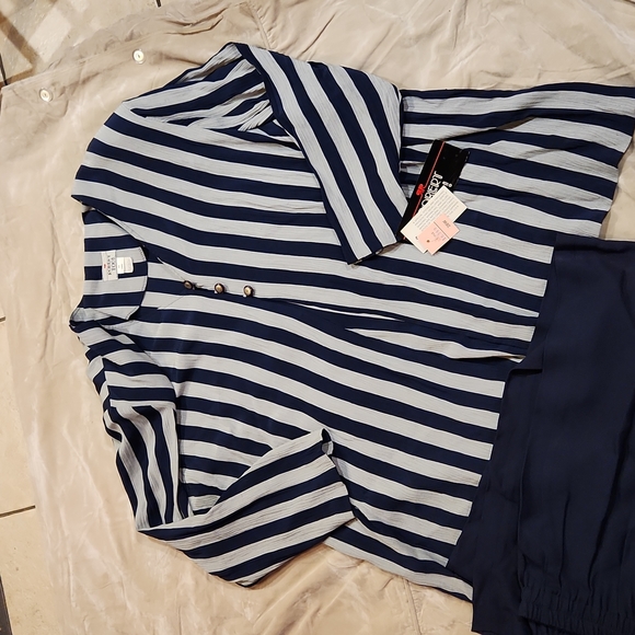 Two Piece Pantsuit - Picture 1 of 3